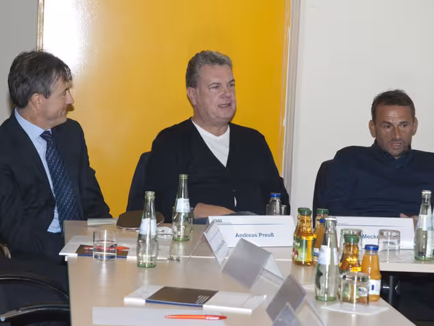 Pressekonferenz 2012