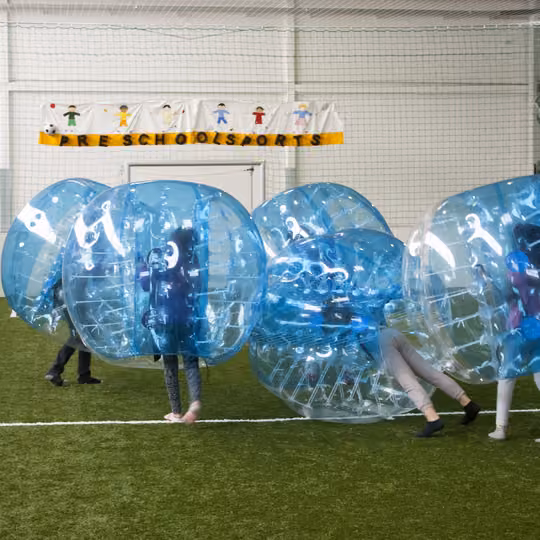 Kinder machen sport