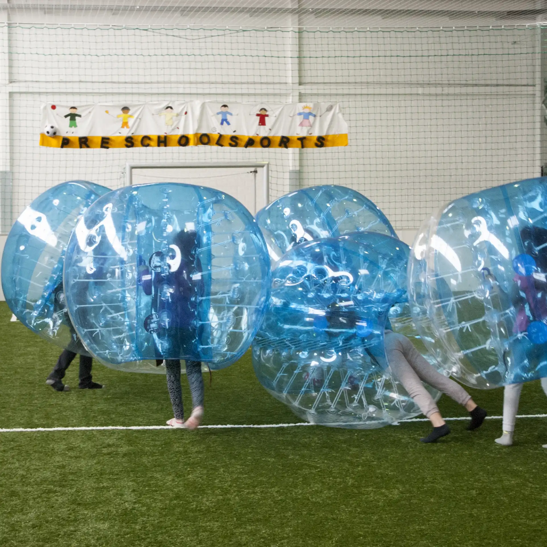 Kinder machen sport